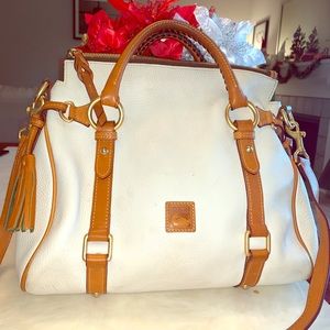 👜Vintage 4-Way Eggshell Dooney & Bourke Stachel!